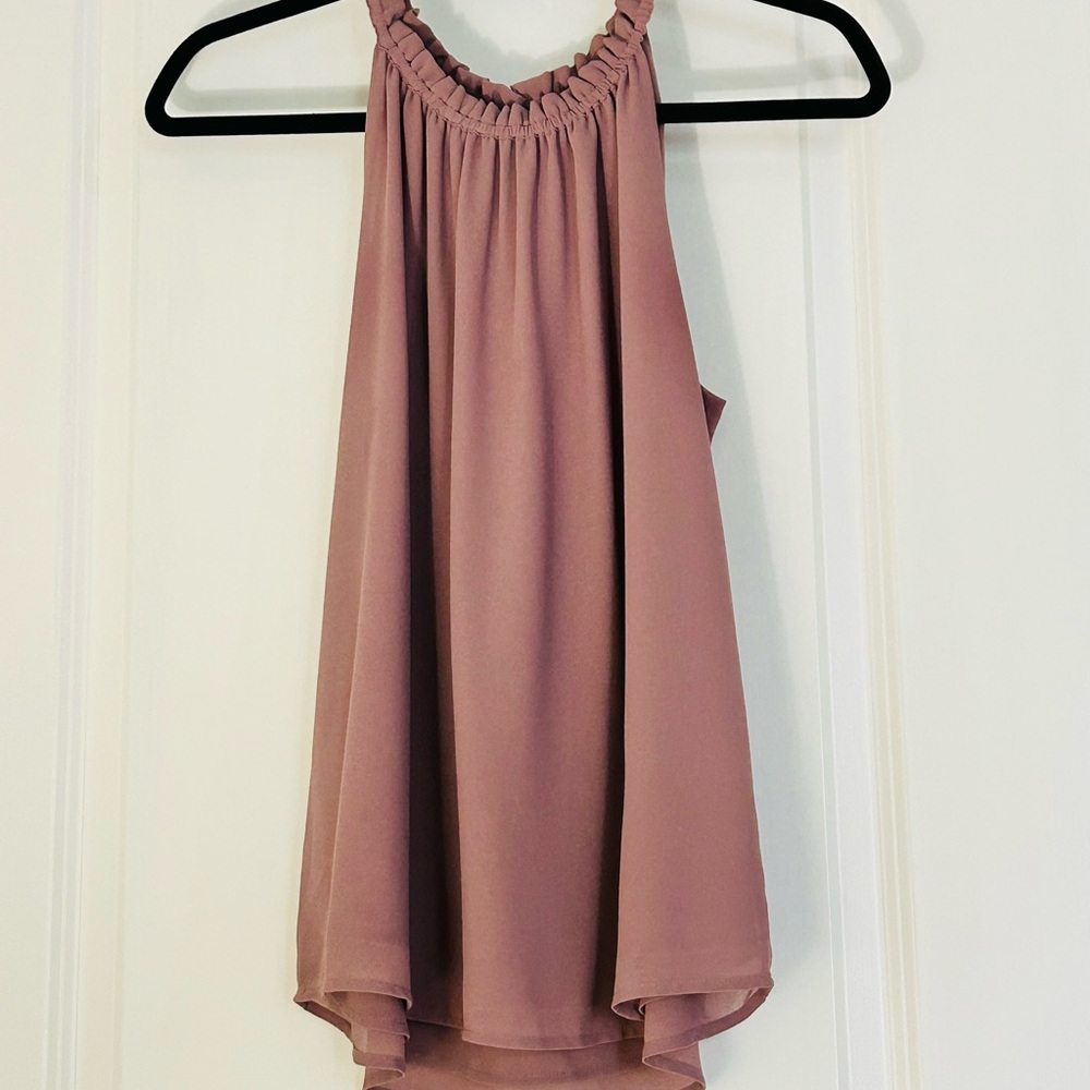 Women’s Mauve Tank Top with Flowy Design and Ruffle Neck Size Medium
